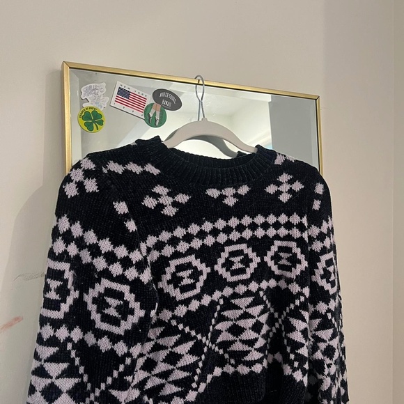 ALTERD STATE Purple Sweater - Picture 3 of 4